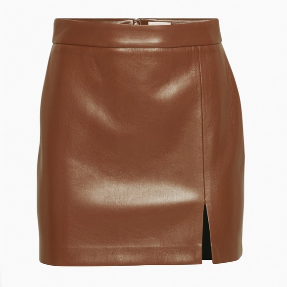 Aritzia Dresses & Skirts - Aritzia patio mini skirt